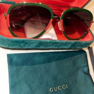GUCCI
GG0062S